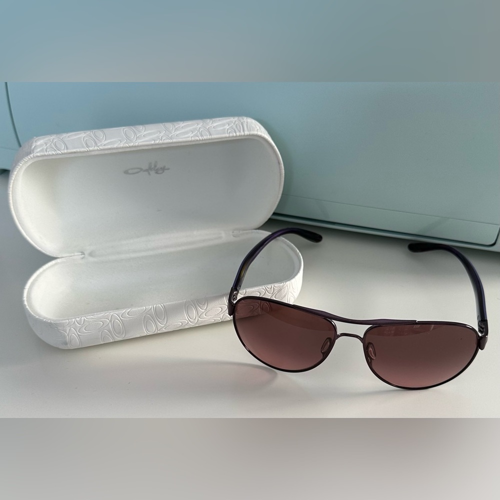 Oakley DISCLOSURE Sunglasses OO4110-01 Polished Purple W/ Purple Lens